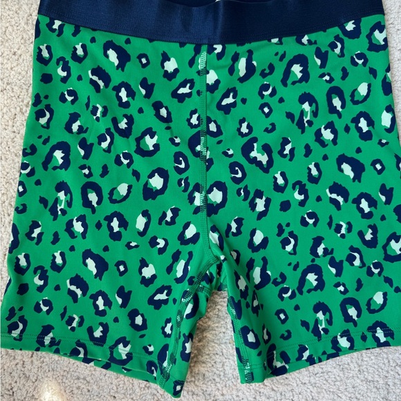 All In Motion Leopard Print Active set - Picture 2 of 5